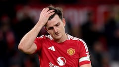 Manchester (United Kingdom), 30/12/2024.- Harry Maguire of Manchester United reacts after the final whistle of the English Premier League match between Manchester United and Newcastle United in Manchester, Britain, 30 December 2024. (Reino Unido) EFE/EPA/ADAM VAUGHAN EDITORIAL USE ONLY. No use with unauthorized audio, video, data, fixture lists, club/league logos, 'live' services or NFTs. Online in-match use limited to 120 images, no video emulation. No use in betting, games or single club/league/player publications.
